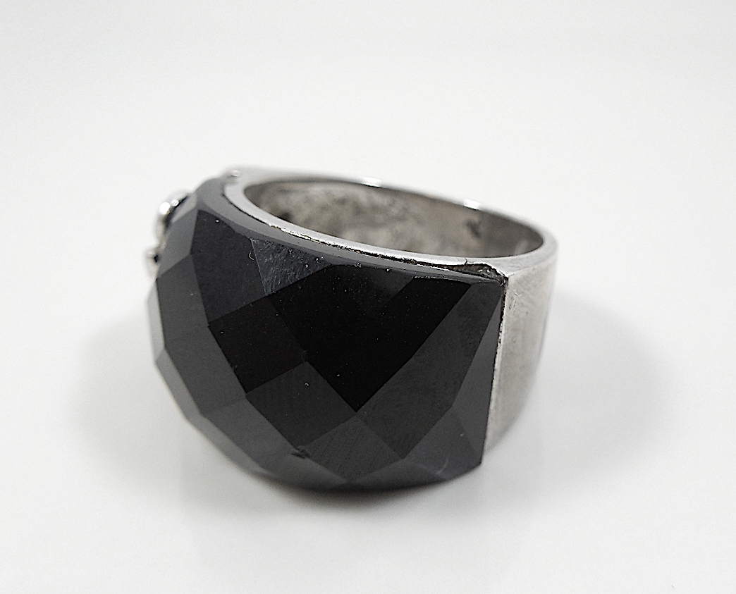 Silver ring set with Onyx - Image 3 of 4