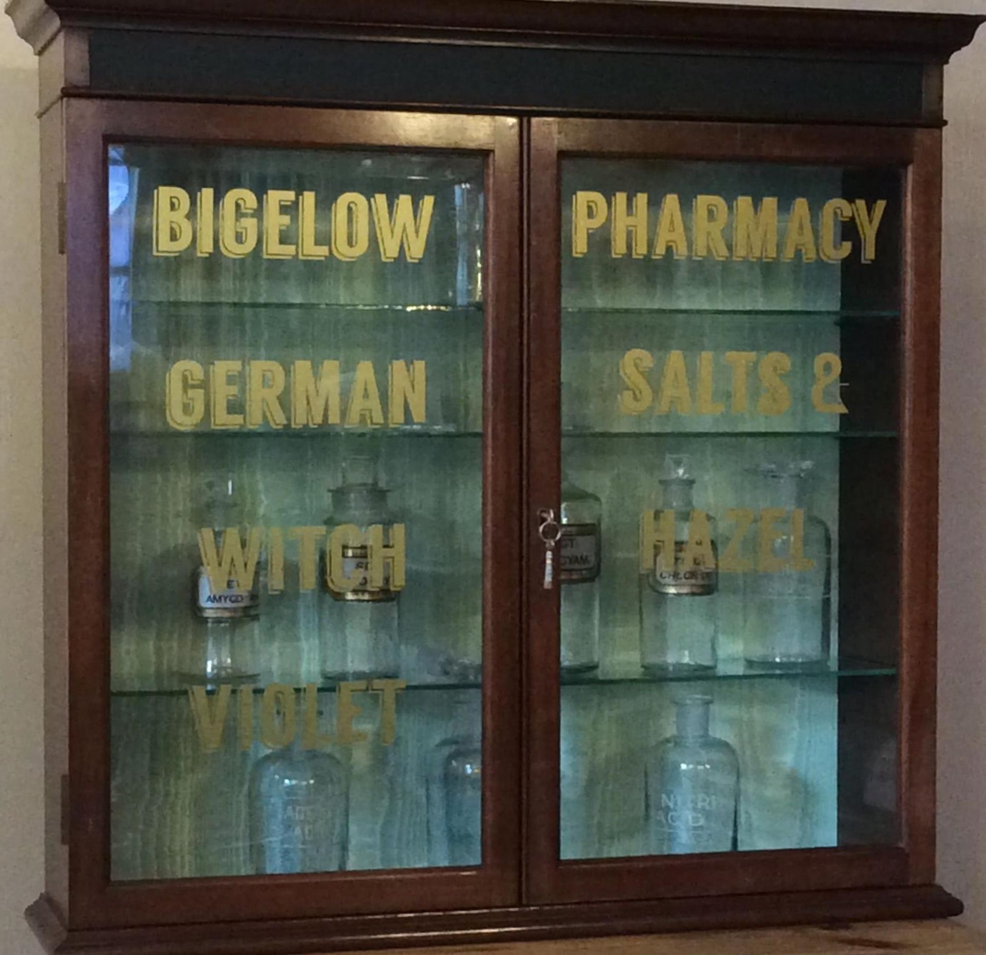 Excellent Pharmacy Mahogany Dispensing Cabinet - Image 10 of 16