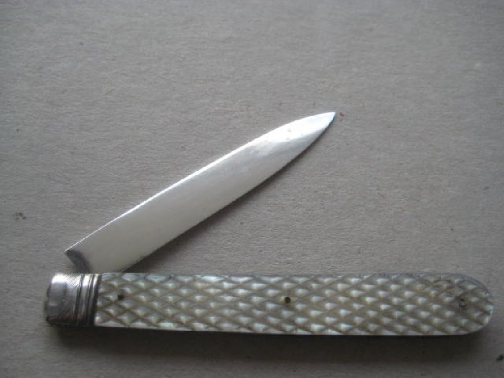 Victorian Mother of Pearl Hafted Silver Bladed Folding Fruit Knife - Image 2 of 9