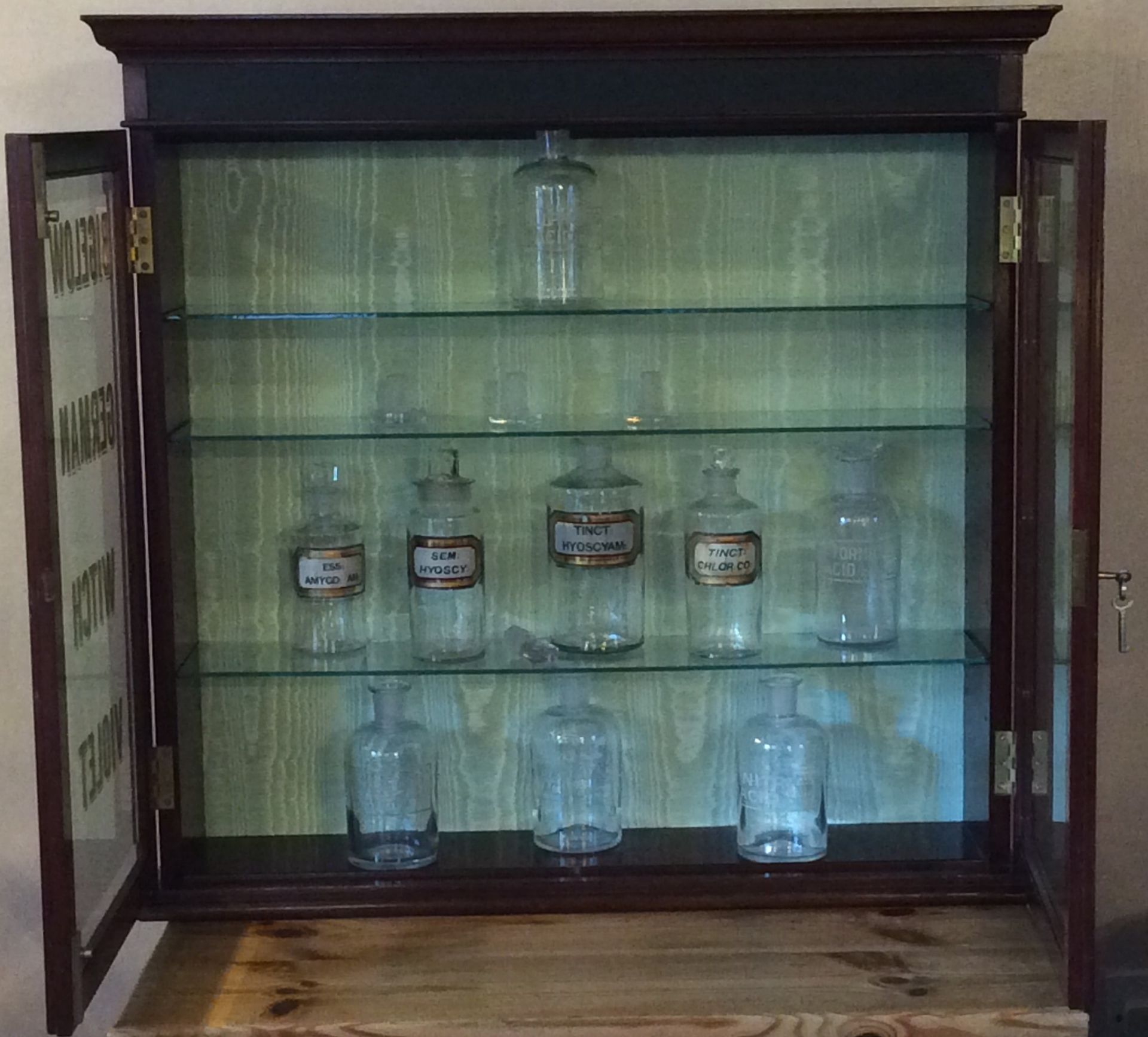 Excellent Pharmacy Mahogany Dispensing Cabinet - Image 4 of 16