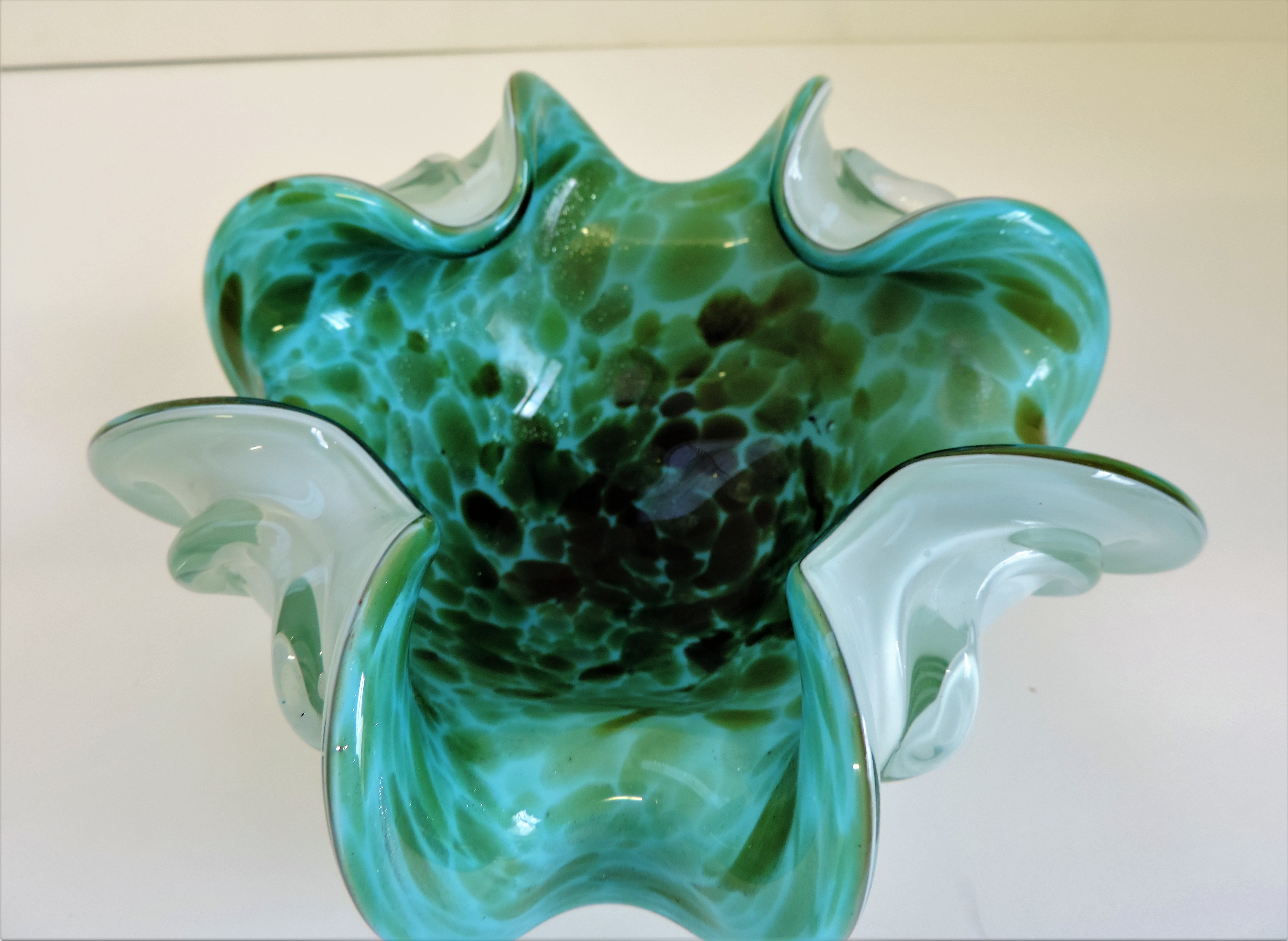 Fratelli Toso Murano Glass Biomorphic Bowl - Image 3 of 4