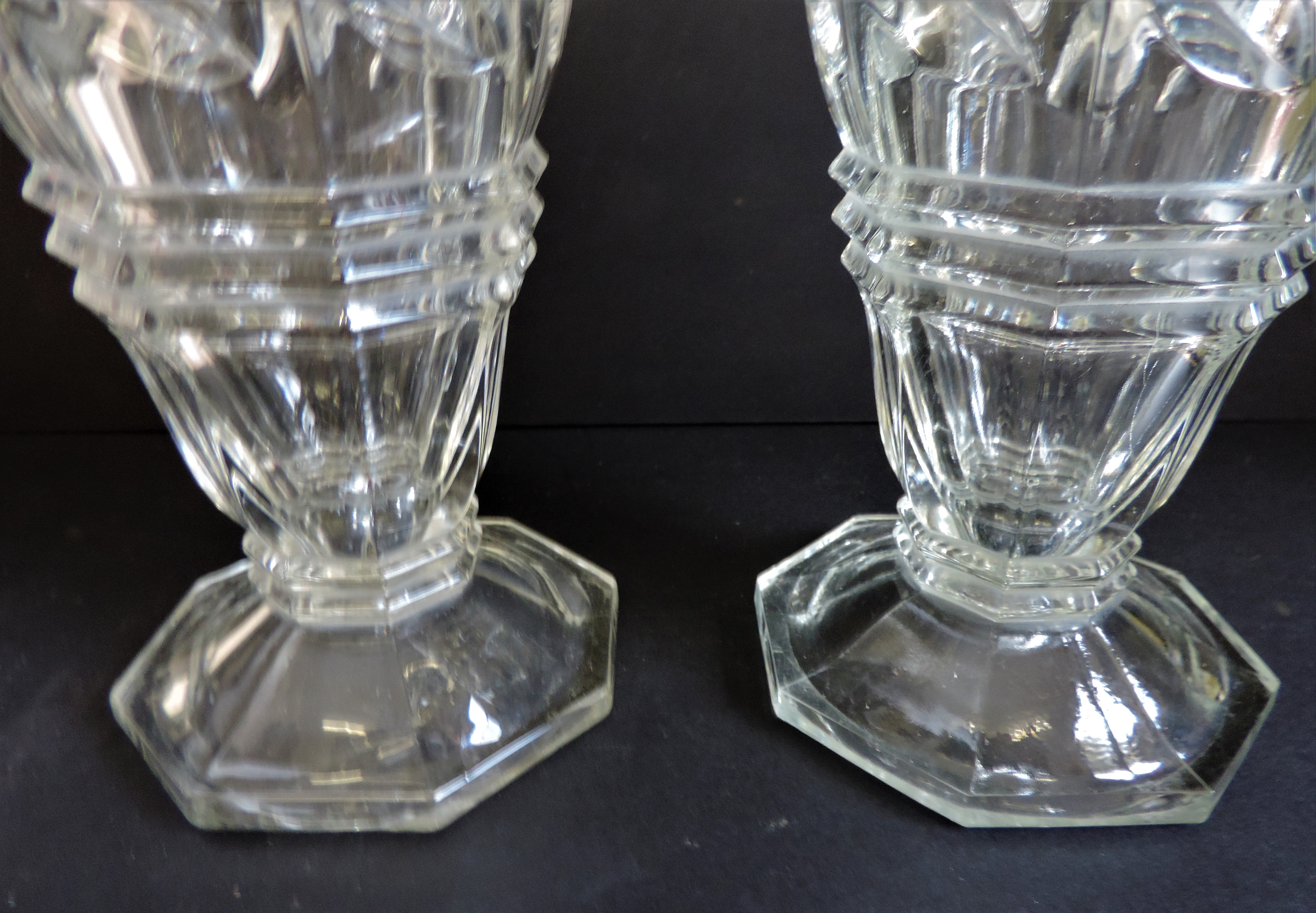 Matching Pair of Art Deco Glass Vases 25cm Tall - Image 5 of 6