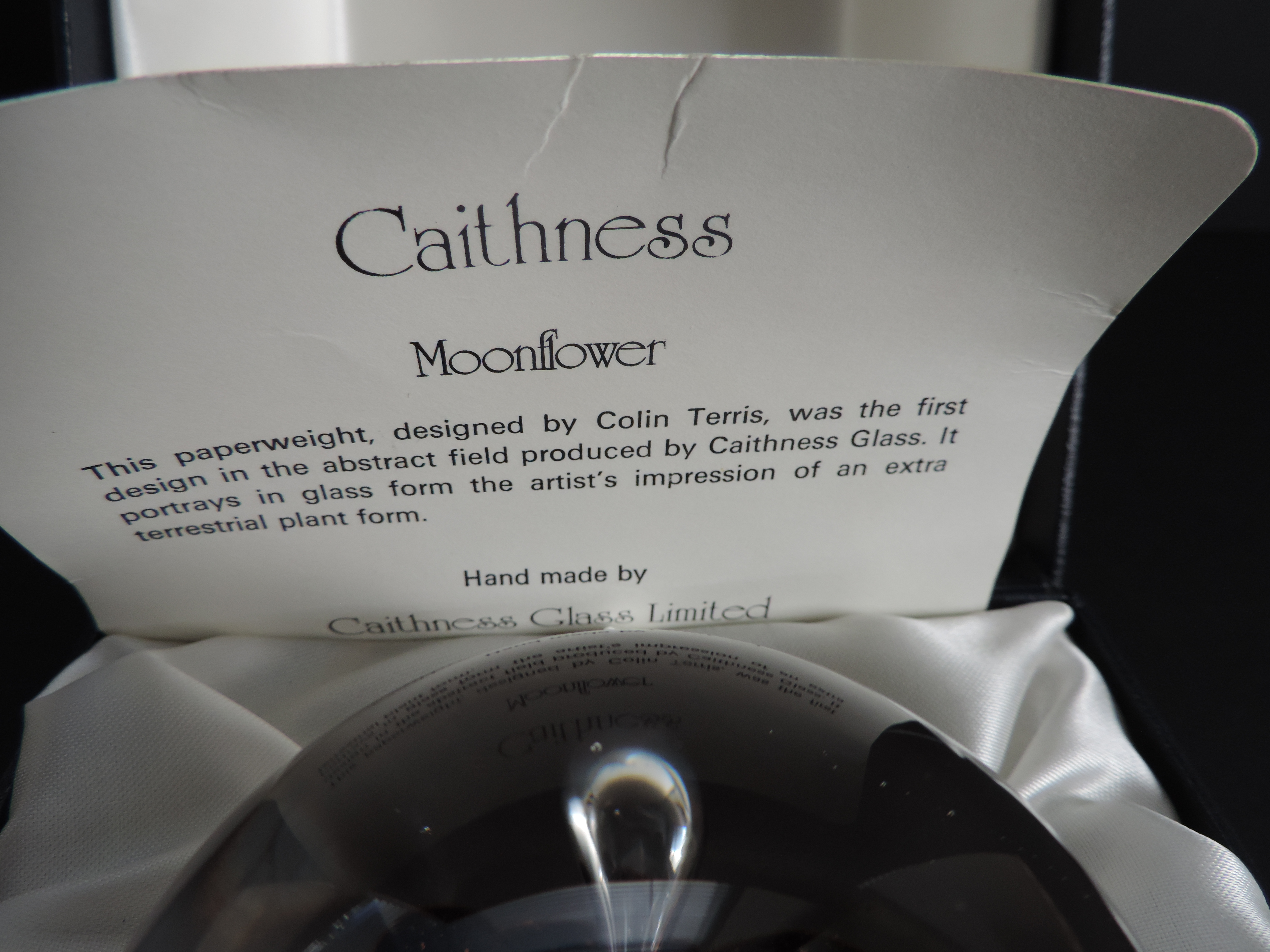 Caithness Crystal Moonflower Paperweight Boxed with Certificate - Image 4 of 4