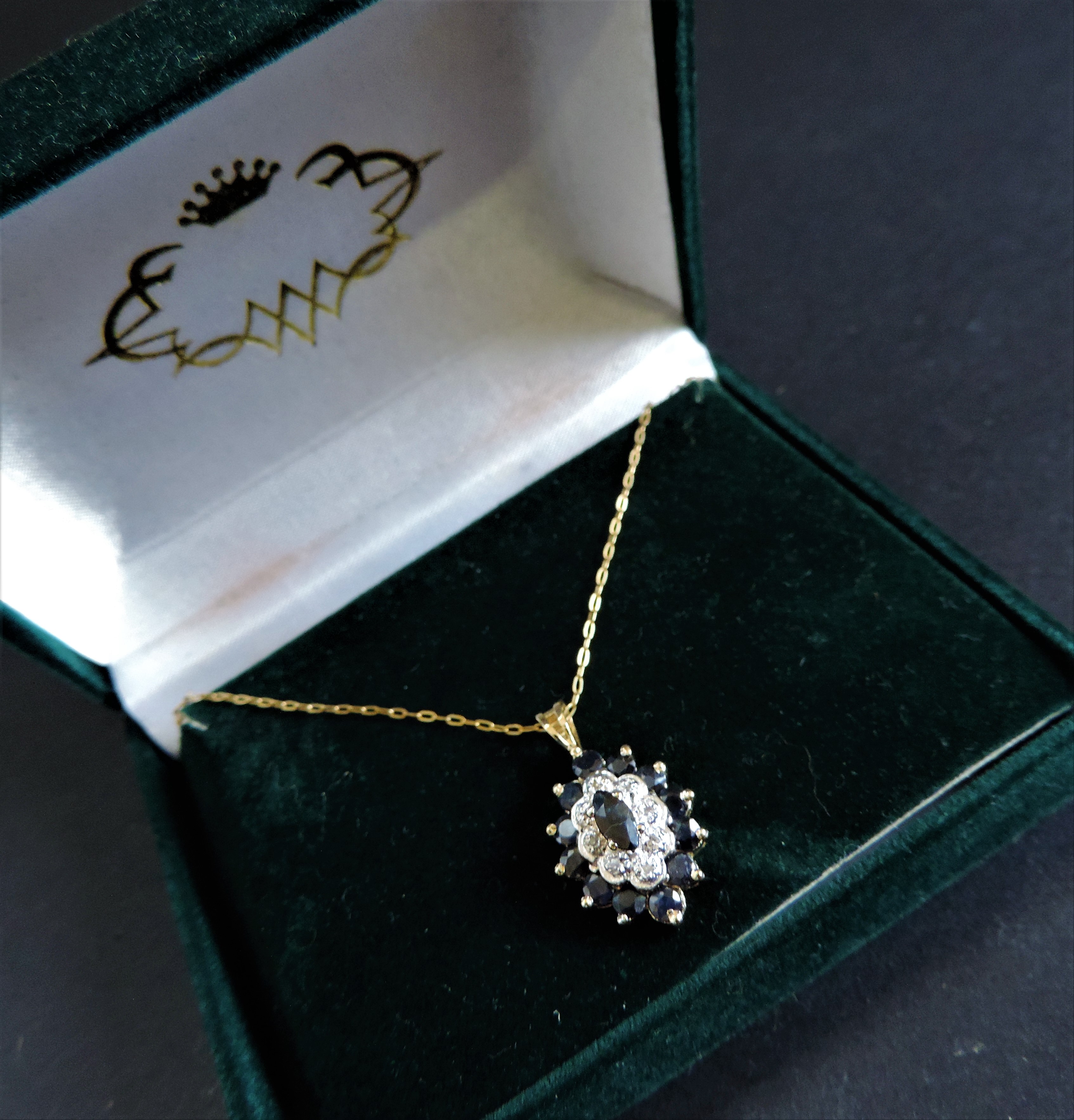 9ct Gold Sapphire & Diamond Pendant Necklace - Image 3 of 4