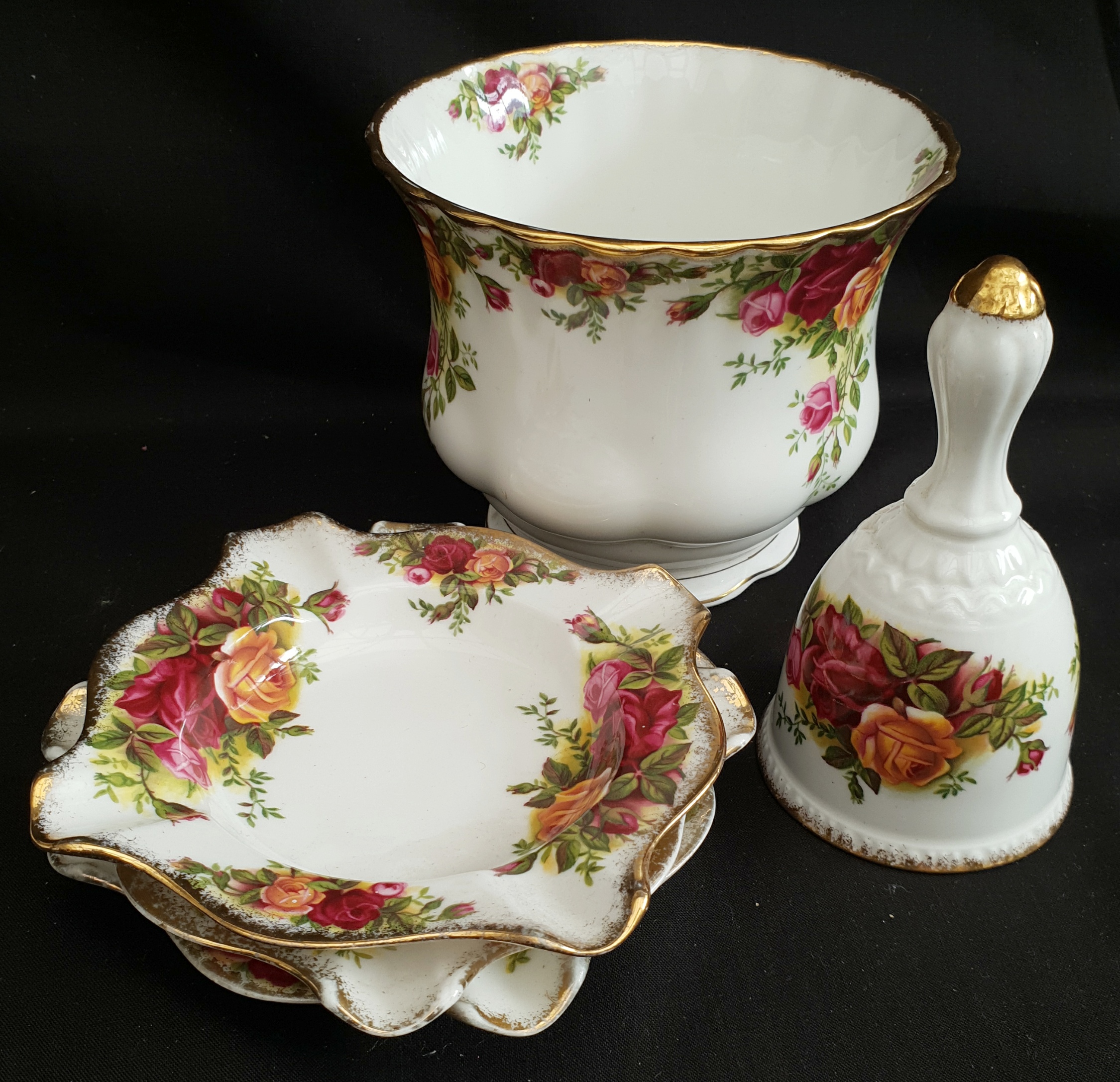 Vintage Royal Albert Old Country Rose 5 Items - Image 3 of 3