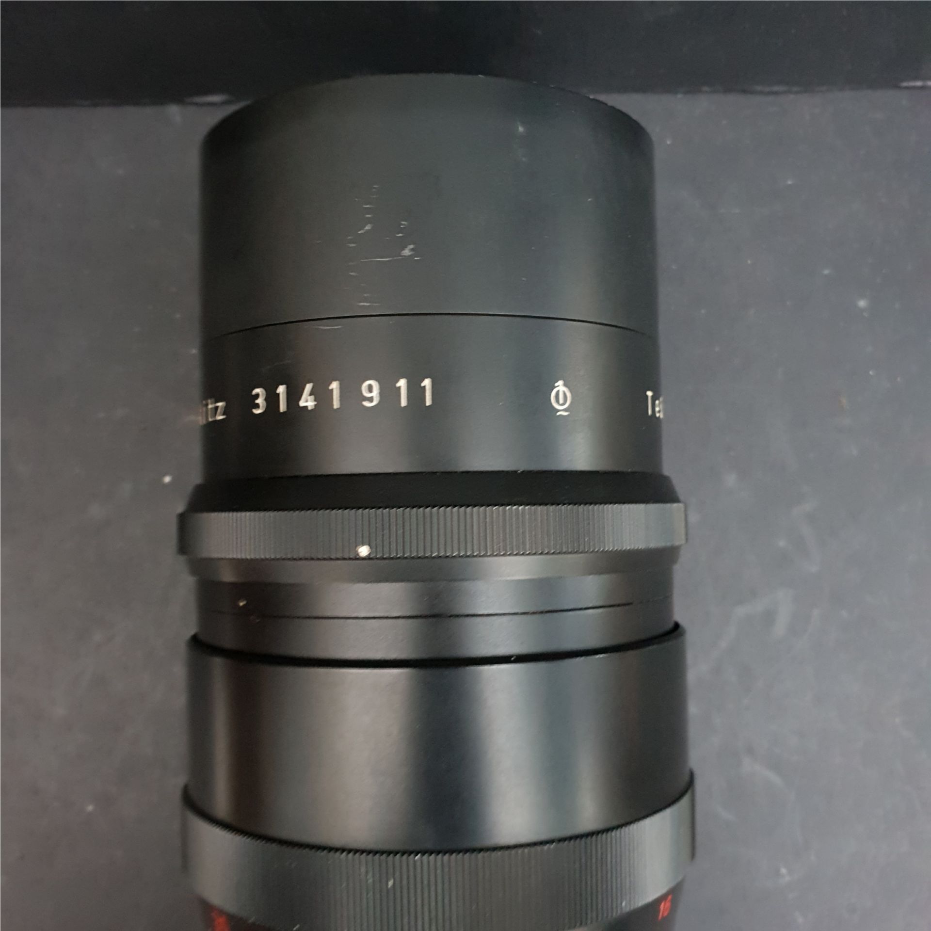 Meyer Optik Telemegor 4.5 / 300 Camera Lens & Leather Case - Image 3 of 5