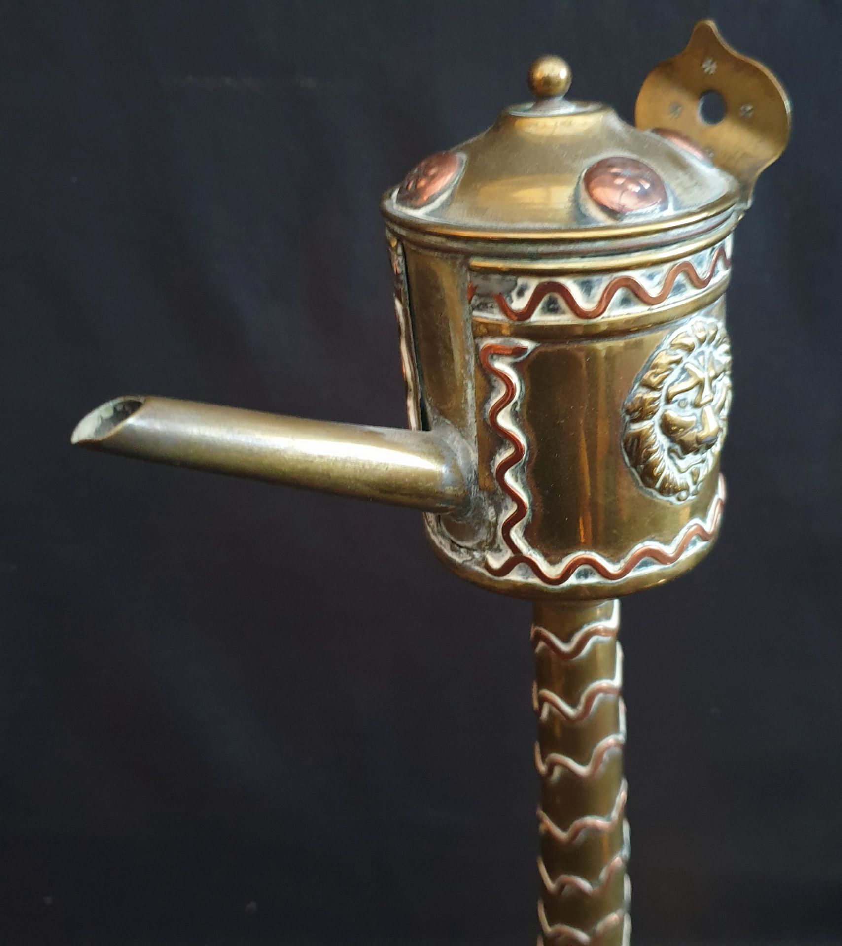 Antiques Arts & Crafts Style Brass & Copper Oil Lamp School Bell Horn Handled Toasting Fork - Image 3 of 5