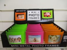 100Pcs Mini Frame For Photos And Cards - In Assorted Colours Rrp £1.99 Each