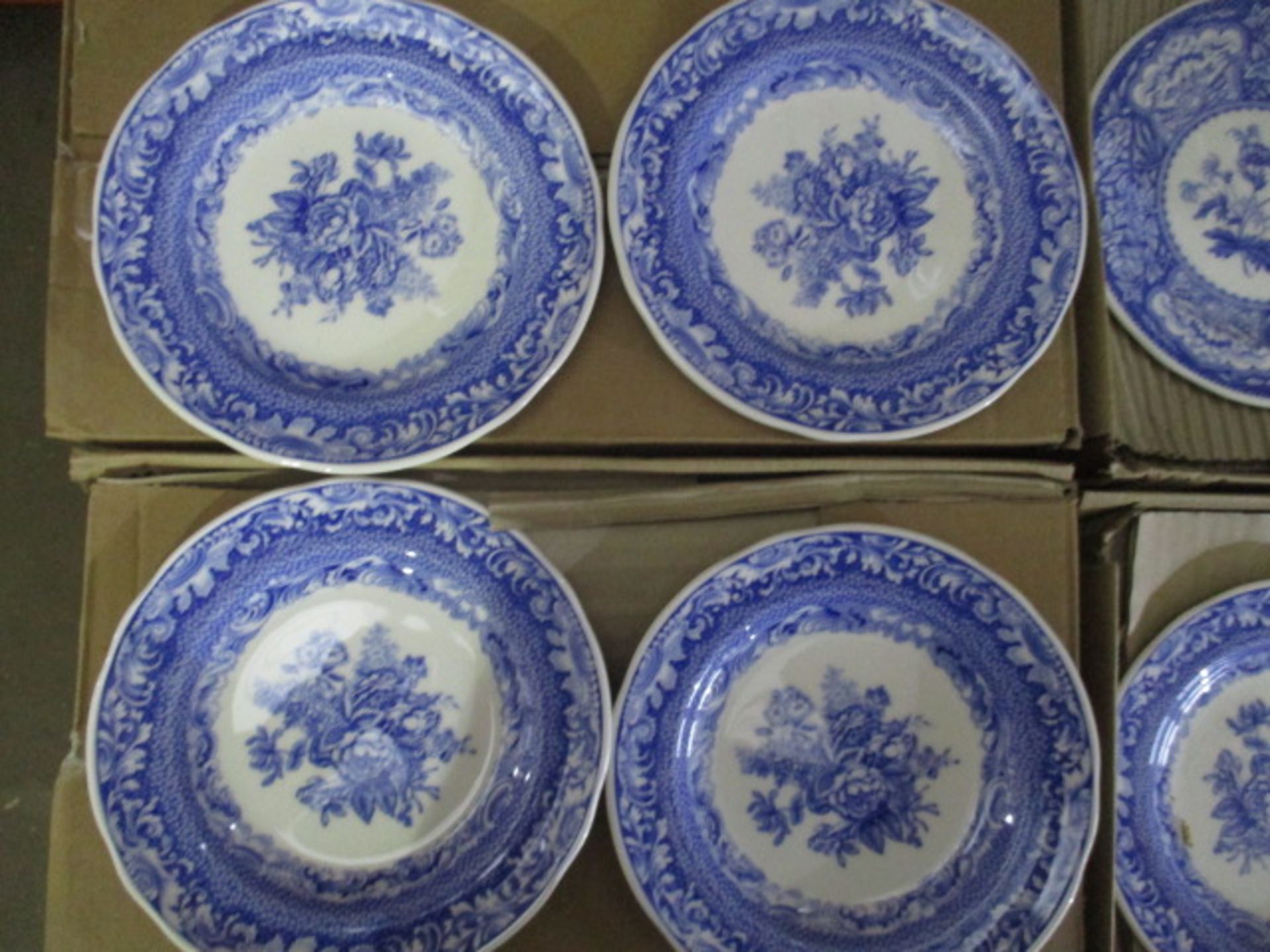 Portmeirion Collections 27cm Dresser Plate x 21