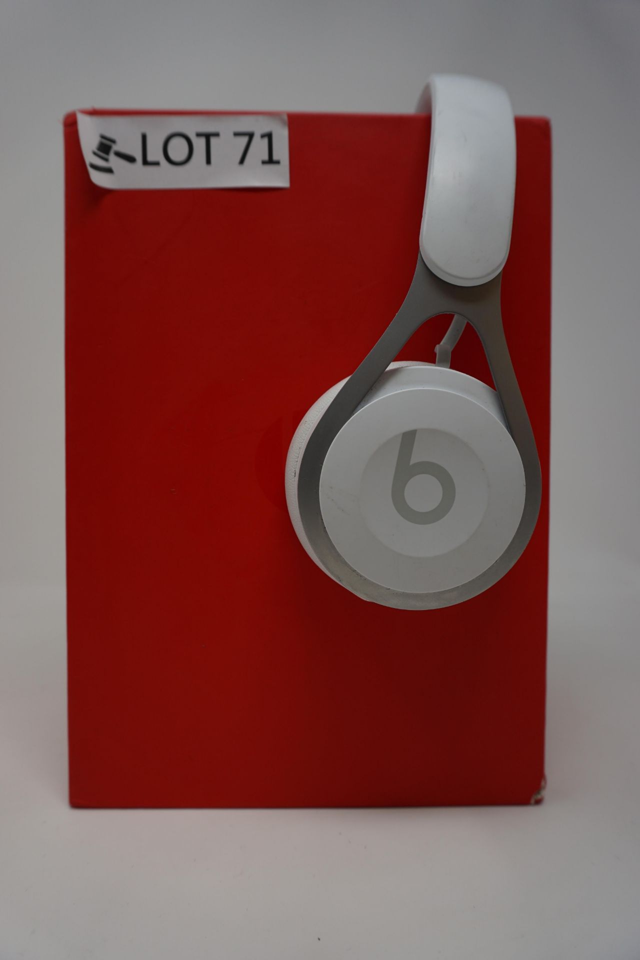 RRP £89.99 Beats EP On-Ear Headphones-SILVER - Image 2 of 2