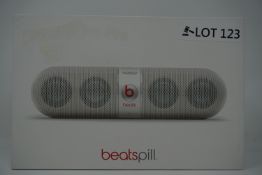 RRP £169.99 BEATS BY DR DRE PILL PORTABLE WIRELESS SPEAKER -Silver