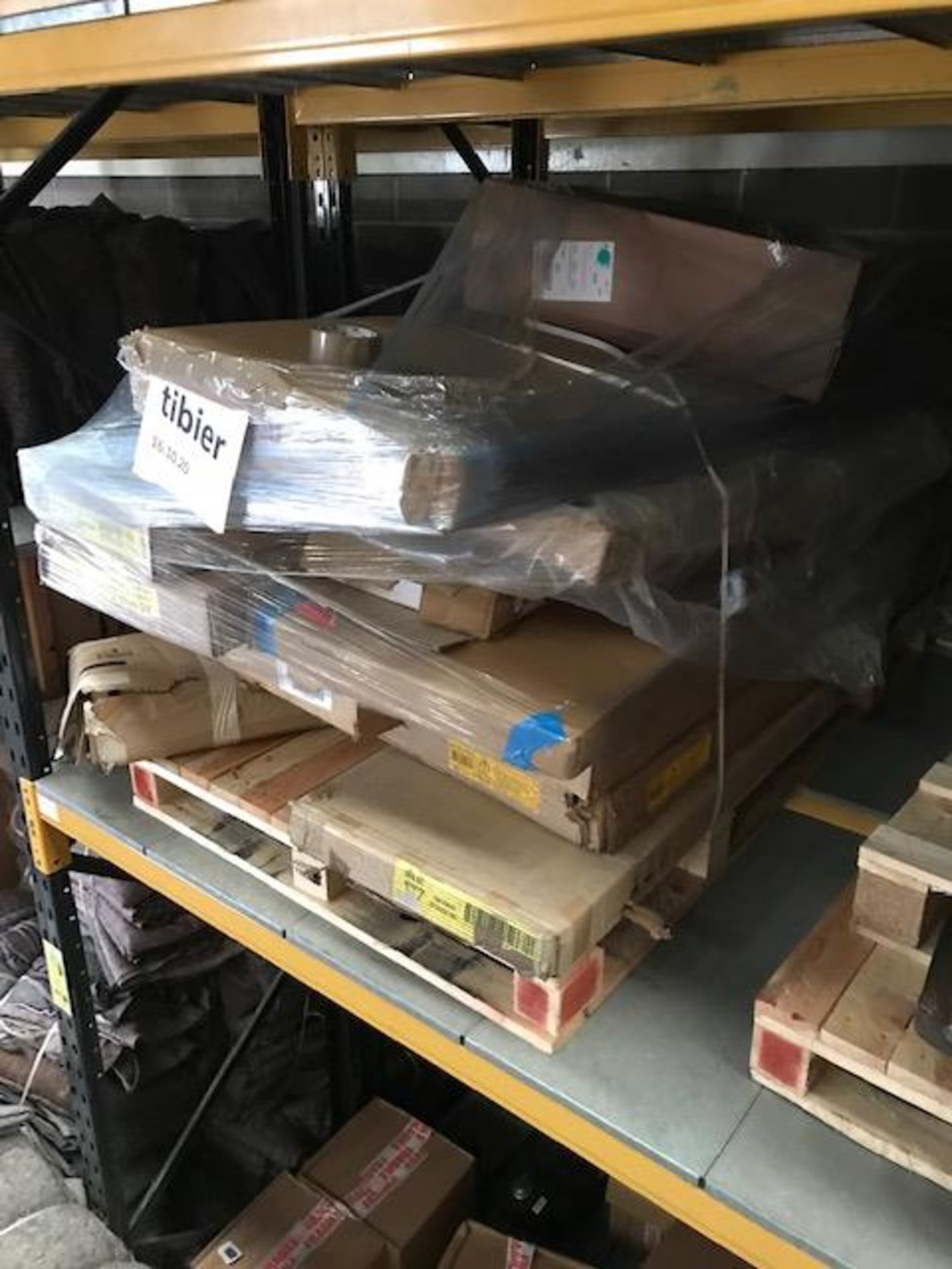 Mixed Full And Part Items Furniture Bulk Lot, Free Delivery - Image 15 of 22