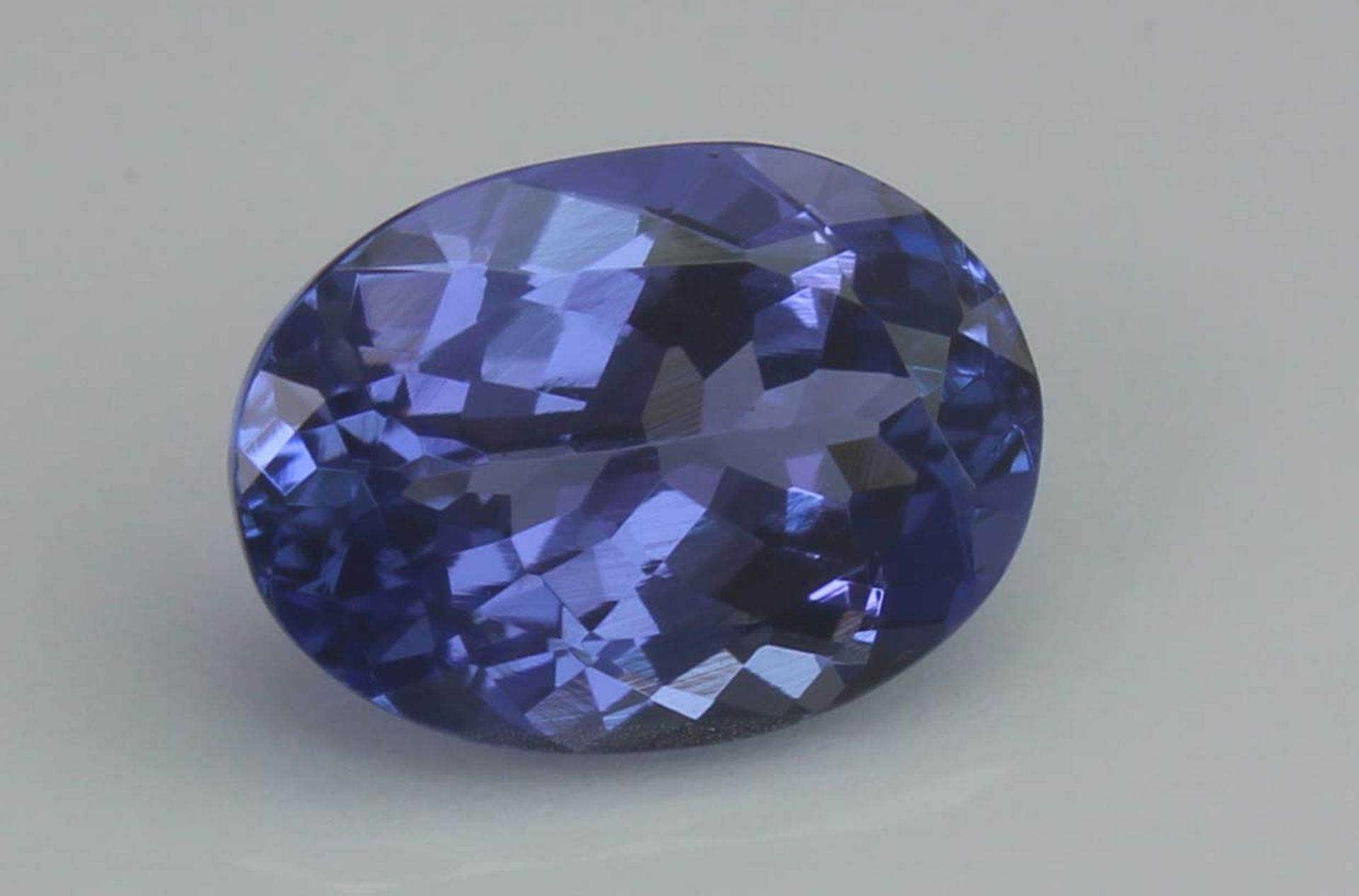 Tanzanite, 2.01 Ct - Image 3 of 5