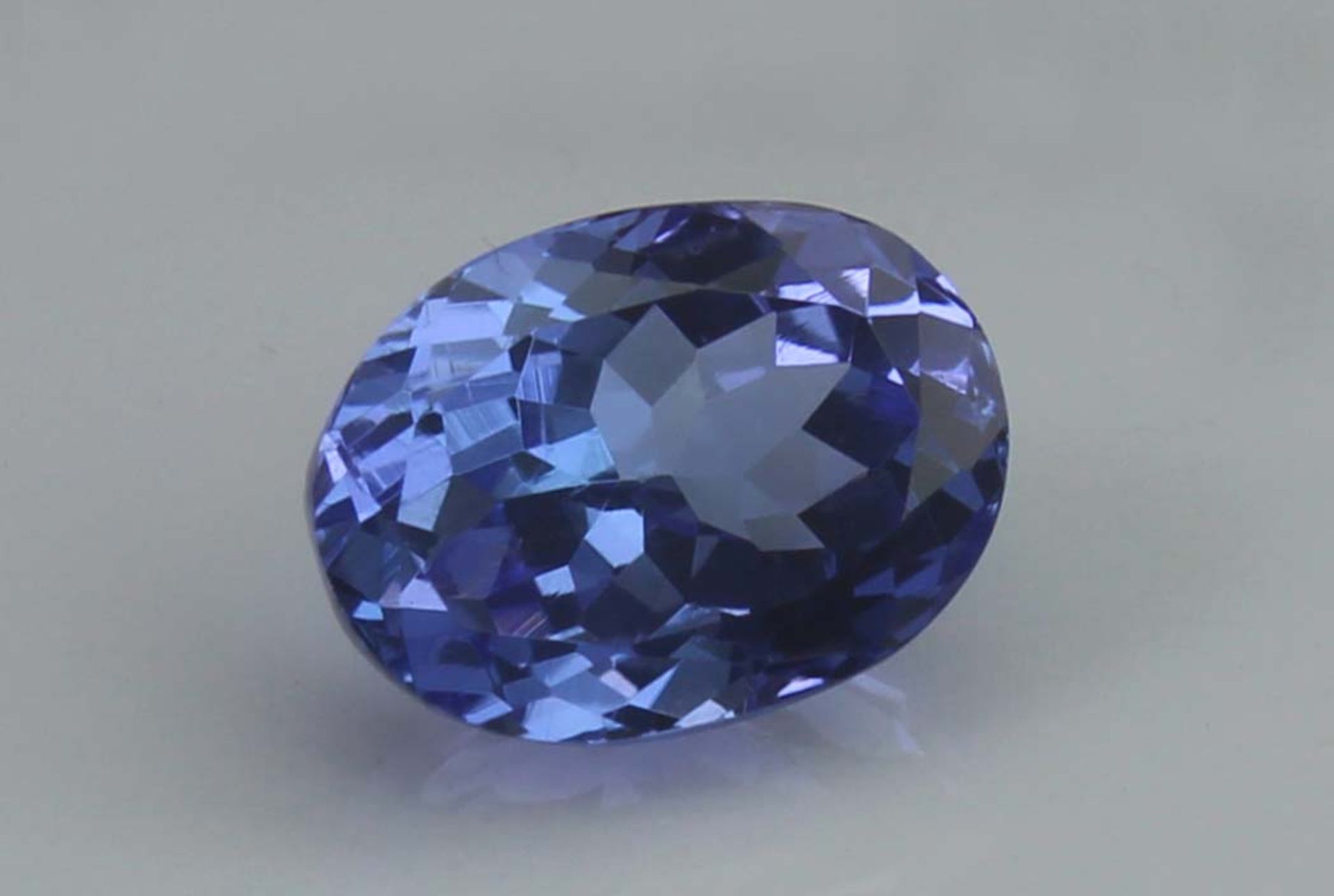 Tanzanite, 1.69 Ct - Image 3 of 5