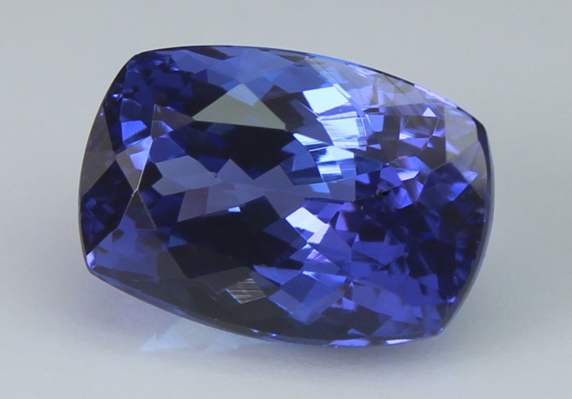 Tanzanite, 4.46 Ct - Image 2 of 5