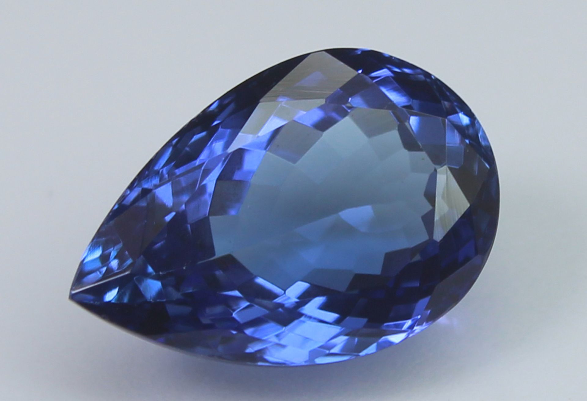 Tanzanite, 3.96 Ct - Image 2 of 5