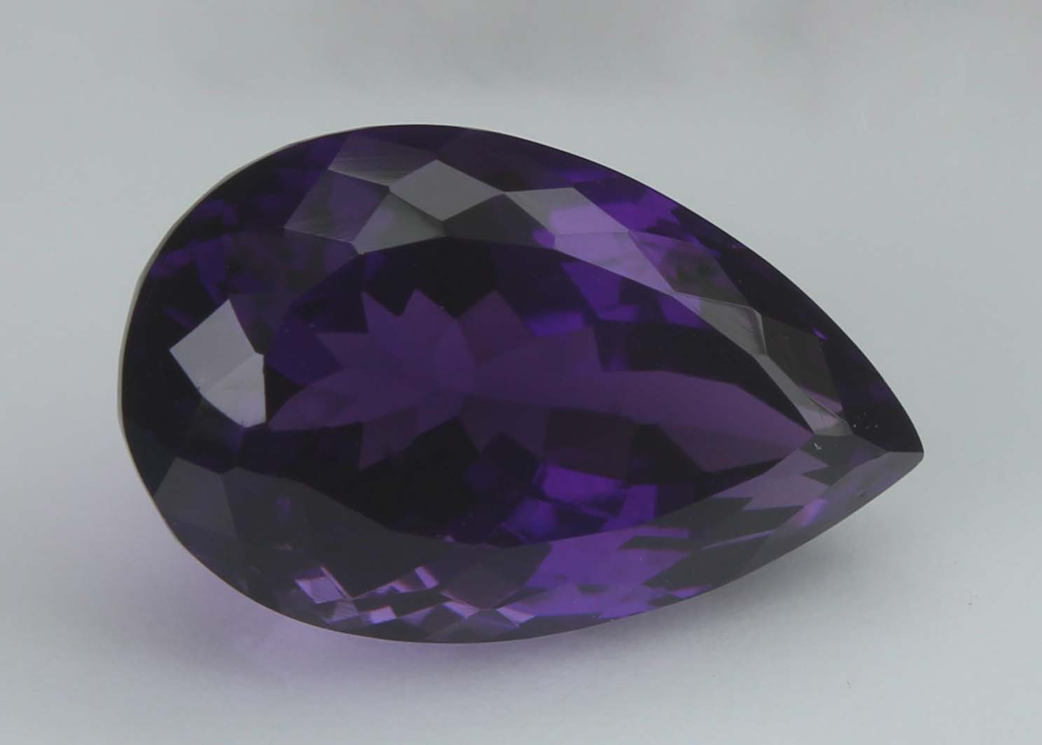 Amethyst, 7.96 Ct - Image 2 of 4