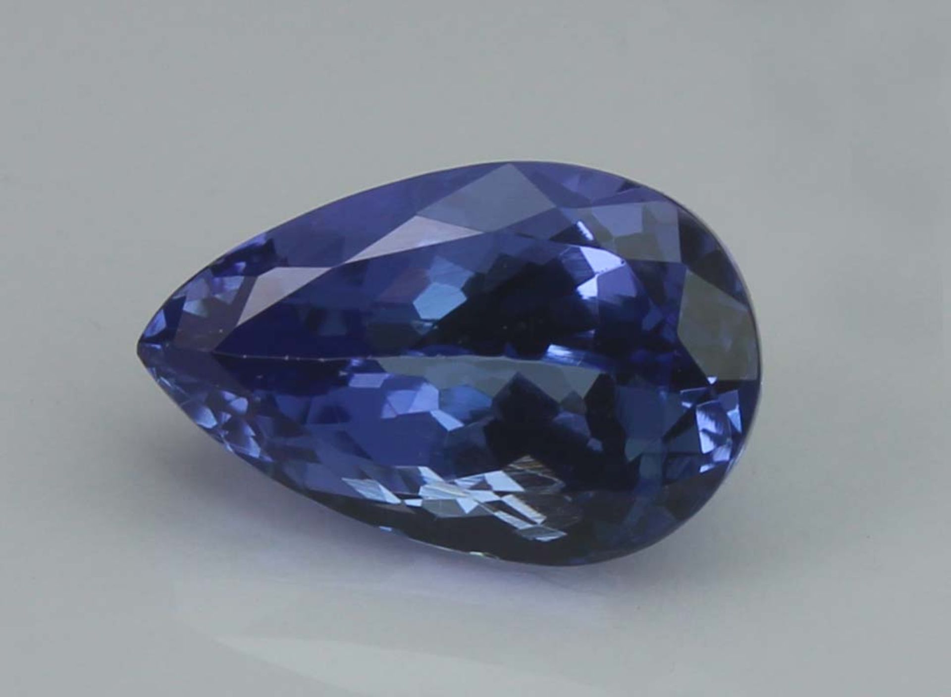 Tanzanite, 2.45 Ct