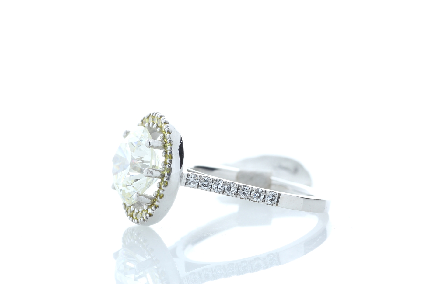18ct White Gold Halo Set Diamond Ring 3.43 Carats - Image 2 of 5