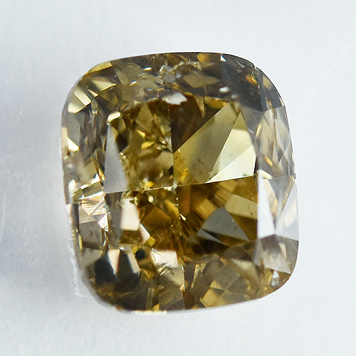 IGI Certified 1.00Cts 100% Natural Fancy Light Brownish Yellow Colour Diamond