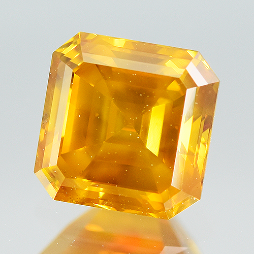 Very Rare 1.78Cts IGI Certified Natural Intense Yellowish Orange Diamond - Image 2 of 6