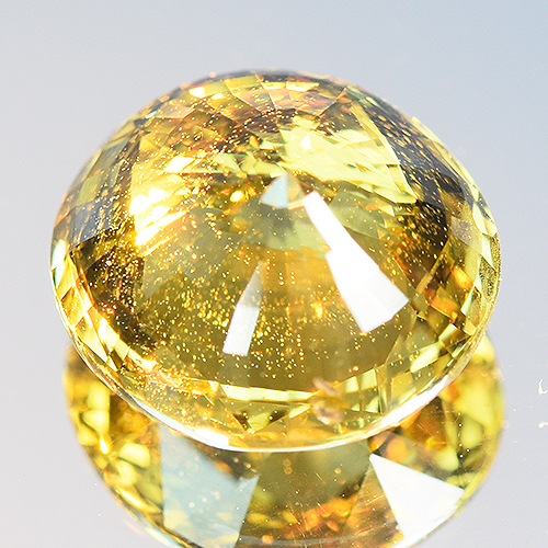 GIA Certified 7.02Cts 100% Natural Alexandrite Yellow Green Changing To Yellow Brown - Image 6 of 7