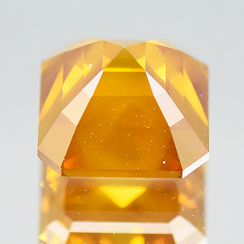 Very Rare 1.78Cts IGI Certified Natural Intense Yellowish Orange Diamond - Image 5 of 6