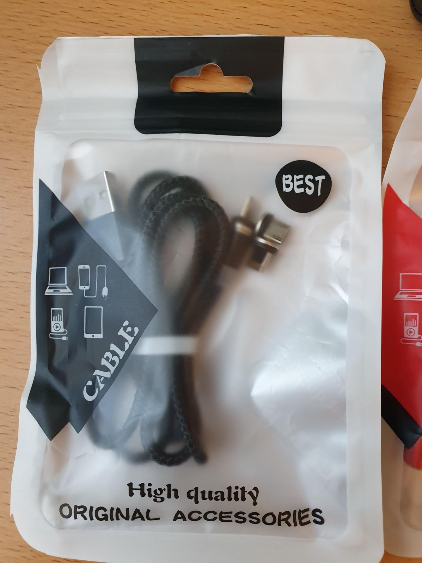 new mix items wireless car charger, 3 in 1 data charging cables rrp £50 - Image 3 of 4