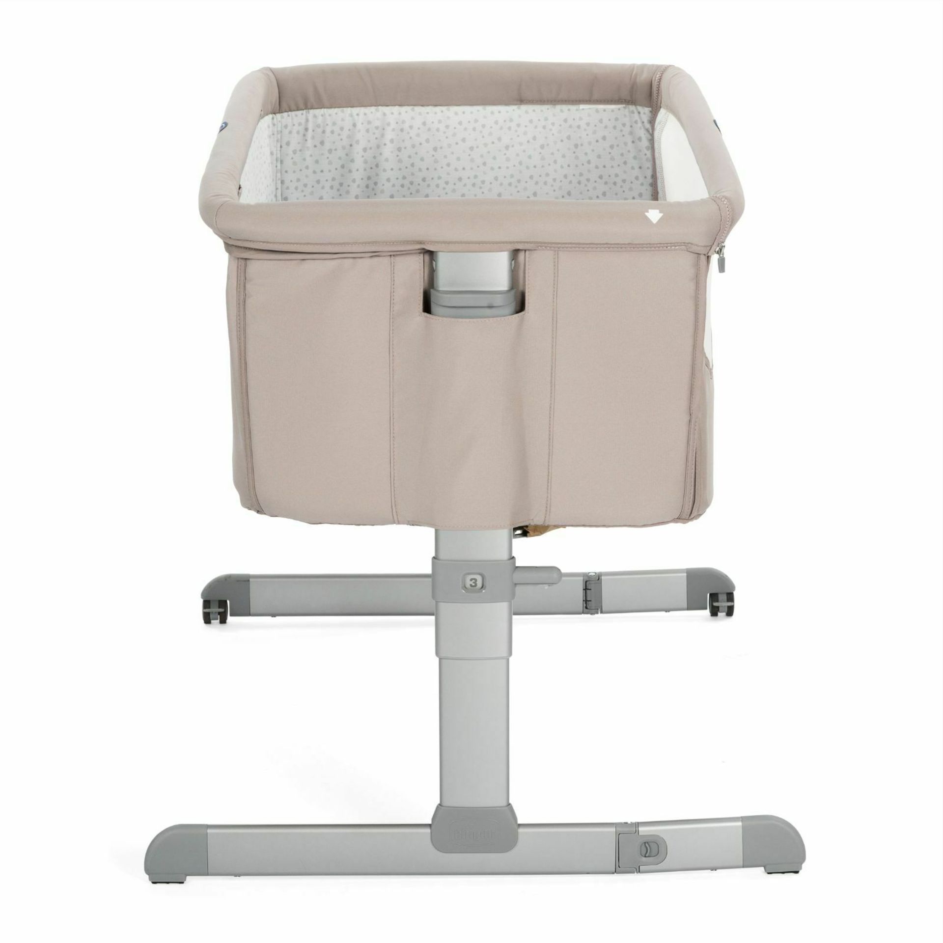 chicco next 2 me side sleeping bedside crib with mesh window rrp £299 - Image 4 of 4