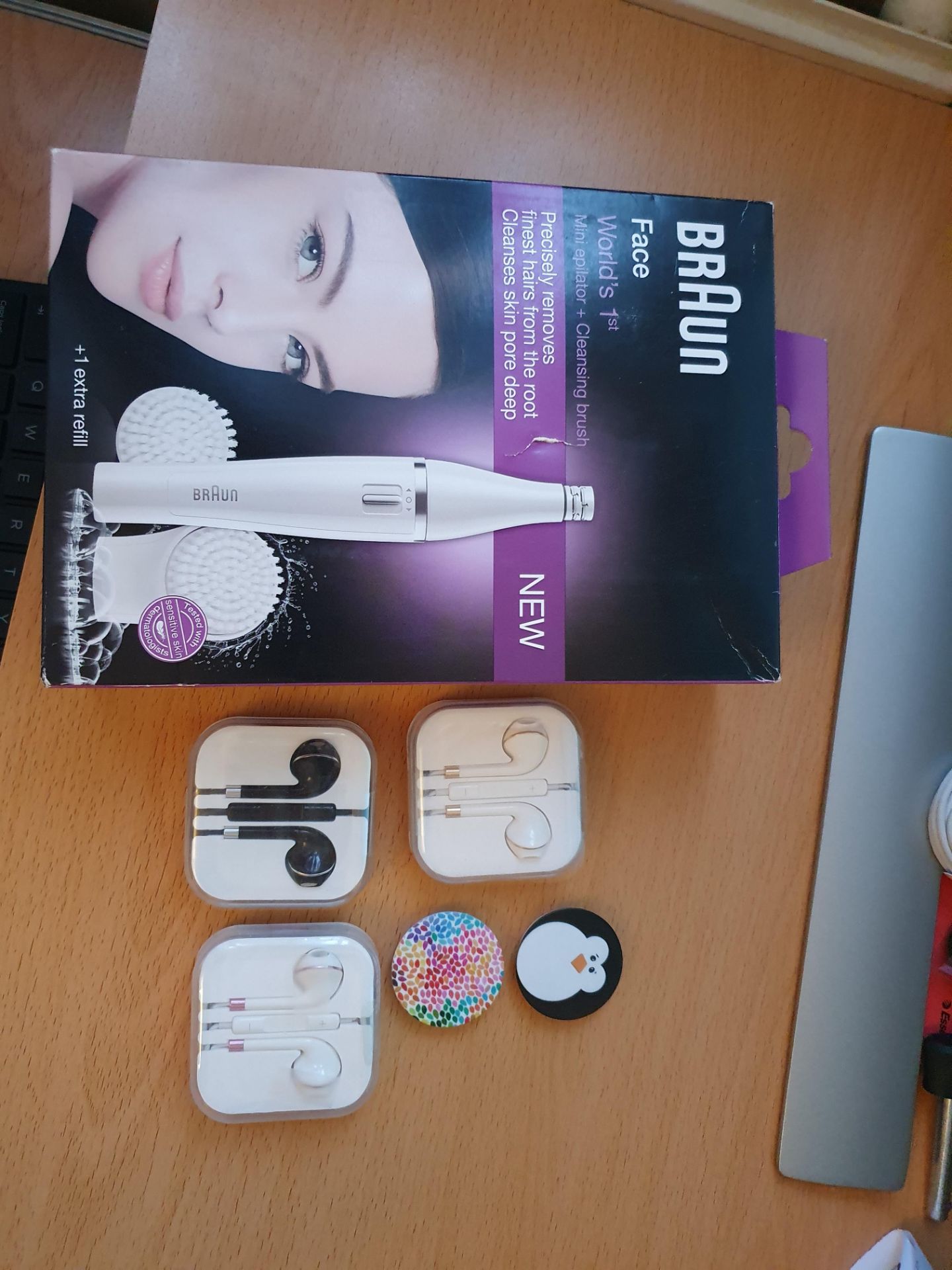 new braun face care & high quality earphones & pop sockets rrp£120