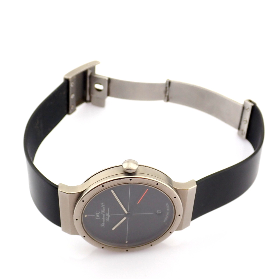 IWC / Porsche Design 32 mm - Gentlemen's Titanium Wrist Watch - Image 7 of 19