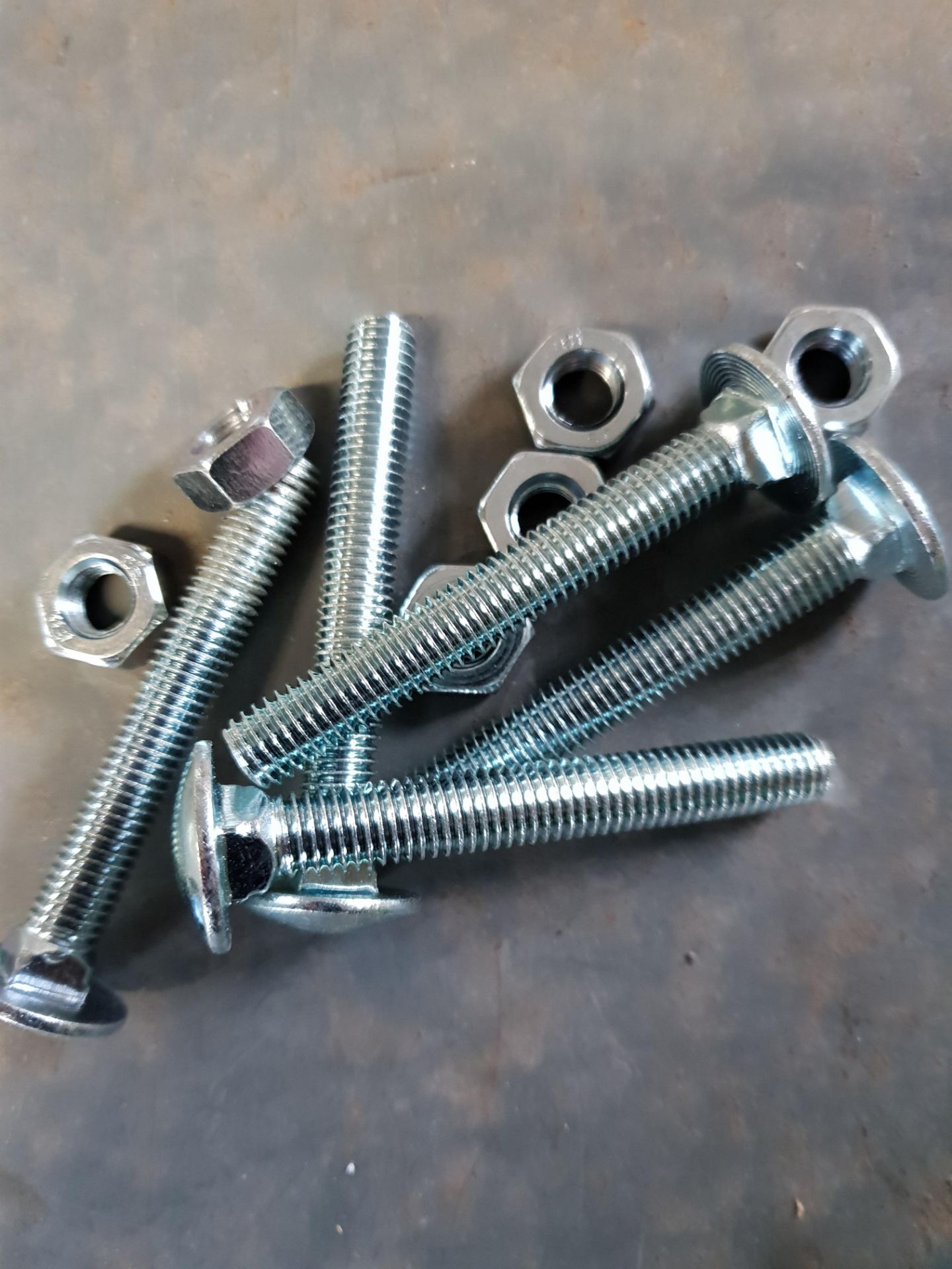 40 packs - M10 x 75mm coach bolts and nuts - Image 3 of 3