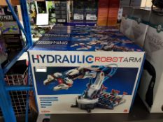 4 X Hydraulic Robot Arm