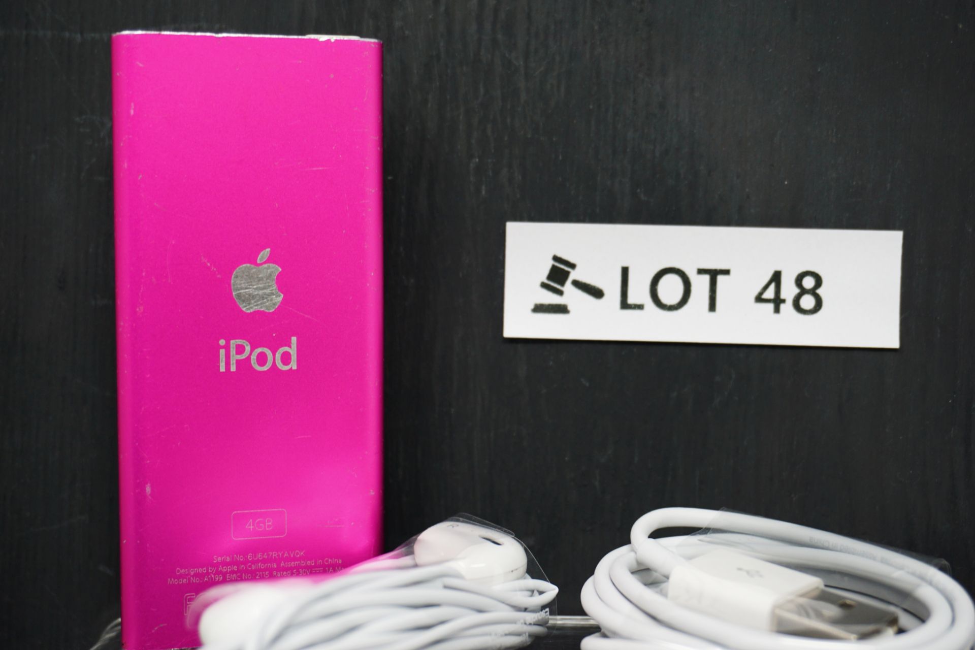 RRP £189.99 Apple iPod Nano 2nd Generation 4gb Pink - Image 2 of 2