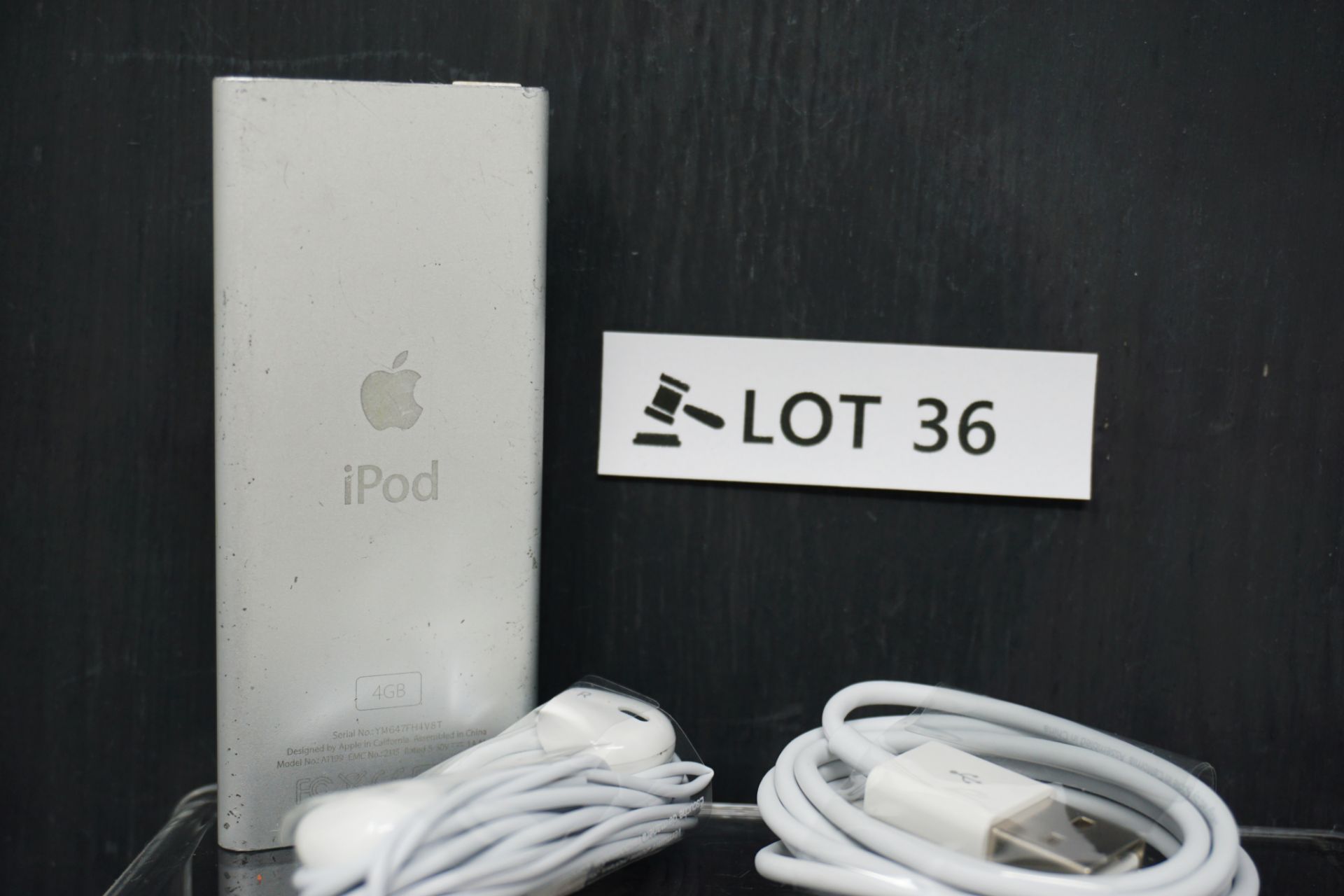 RRP £189.99 Apple iPod Nano 2nd Generation 4gb Silver - Image 2 of 2