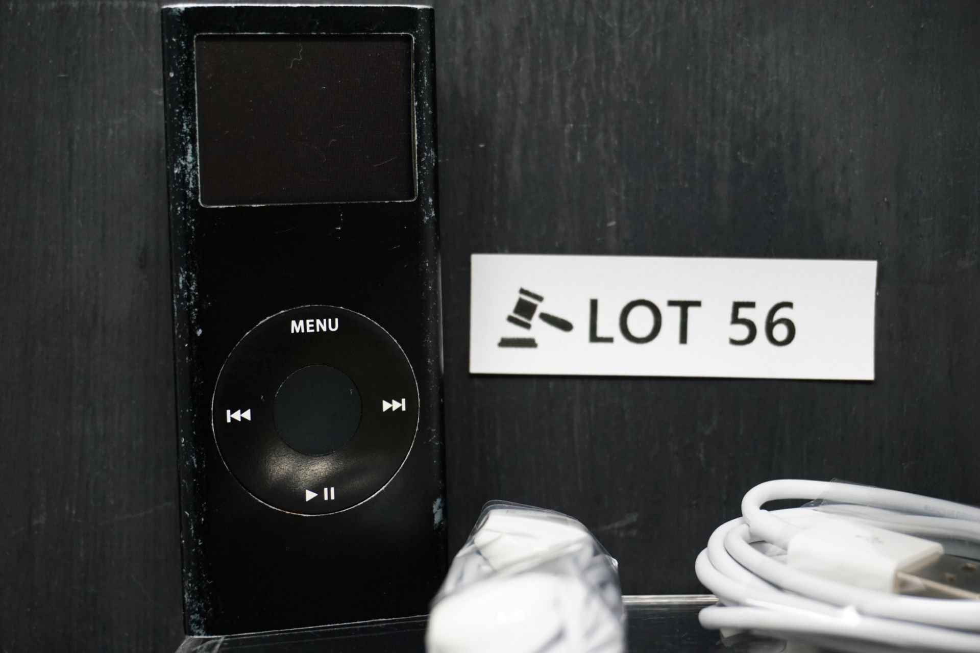 RRP £199.99 Apple iPod Nano 2nd Generation 8gb Black
