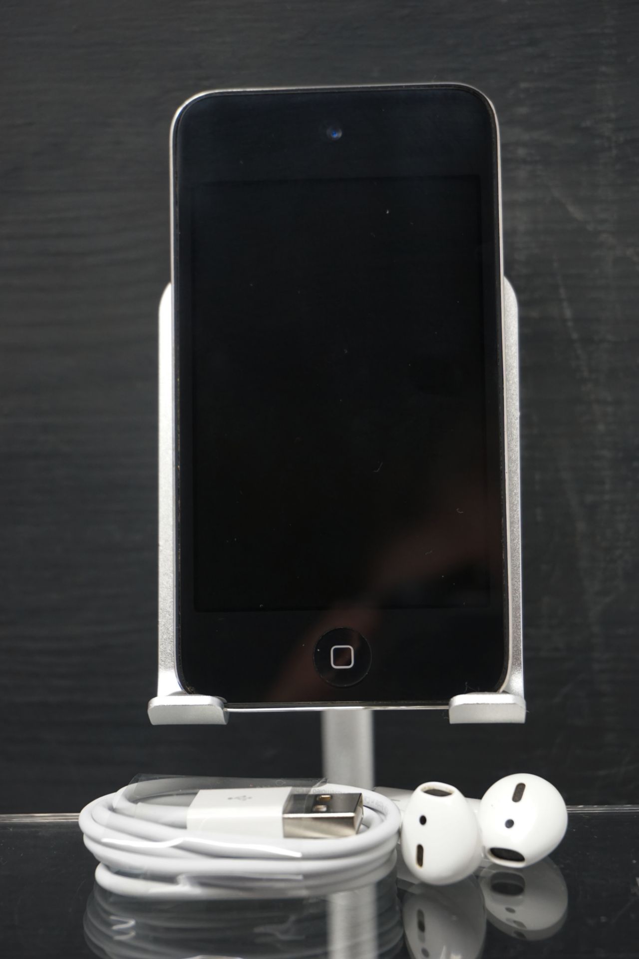 RRP £169.99 Apple iPod Touch 4th Generation 8gb Black