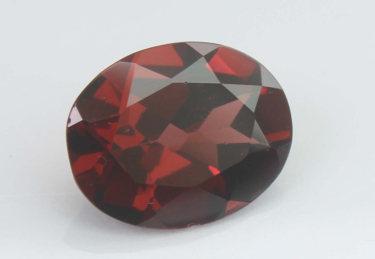 Red Garnet, 2.42 Ct - Image 2 of 4