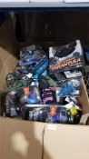 Contents Of Box Ð Mixed Menkind / Red5 Items To Inc Retro Mini Arcade, Led Heliball, Battle T...