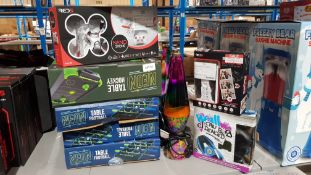 10 Items Ð To Inc 3 X Lava Lamp, 3 X Neon Table Football & Red5 Nano Drone