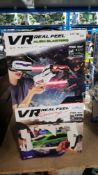 4 Items Ð 3Q X VR Real Feel Alien Blasters & 1 X VR Real Feel Racing