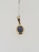 9ct yellow gold doublet opal pendant