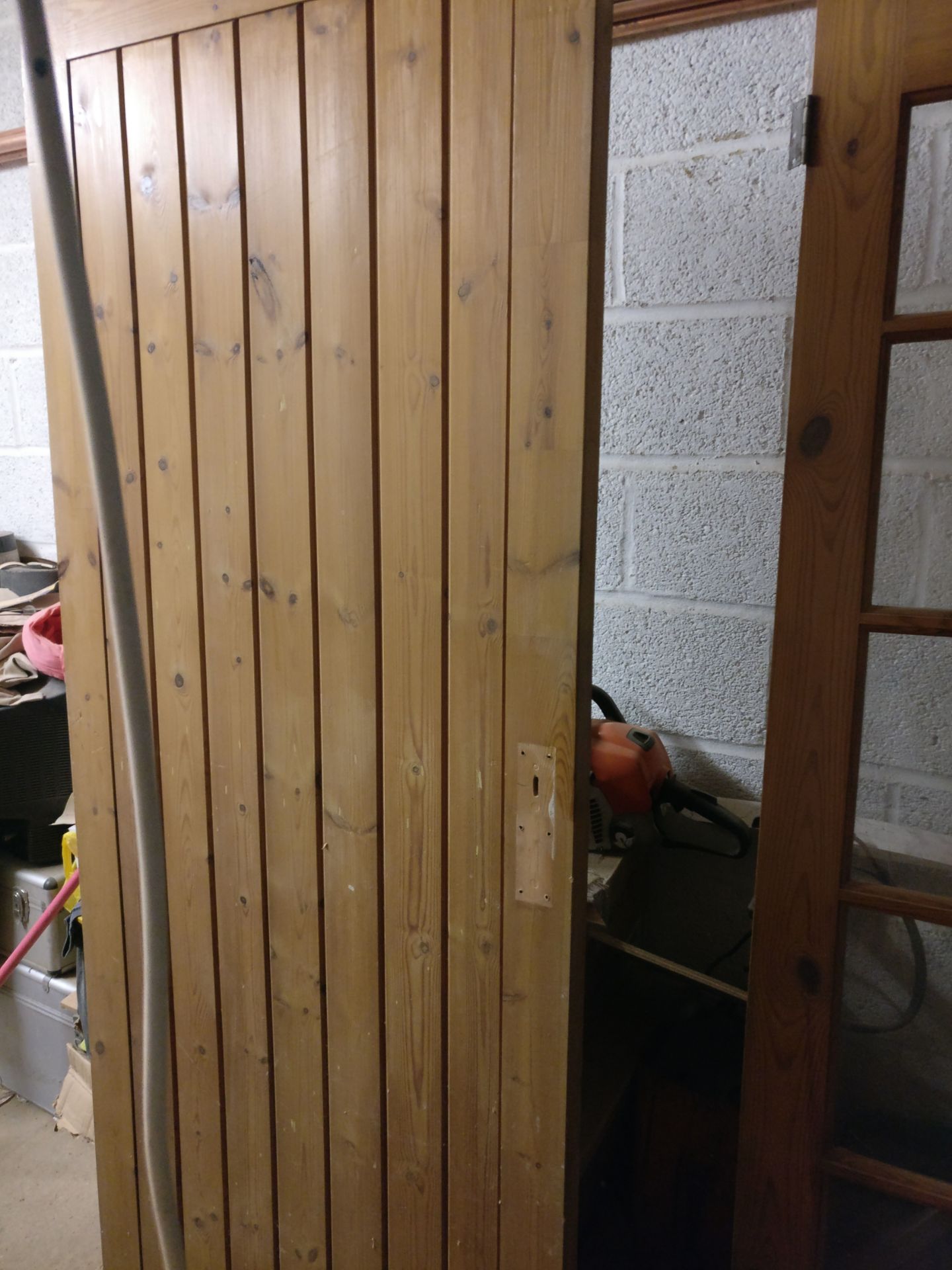 2 x Doors (1 x Glass Panel & 1 x Wooden) - Image 2 of 2