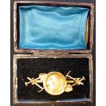 Gold Mining Australia Brooch c 1890.Most distinctive Brooch, believed to be Australian with pair of