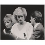 ROYALTY ORIGINAL PRESS PHOTO PRINCESS DIANA & ESTHER RANTZEN NICK ROSS BBC 1985