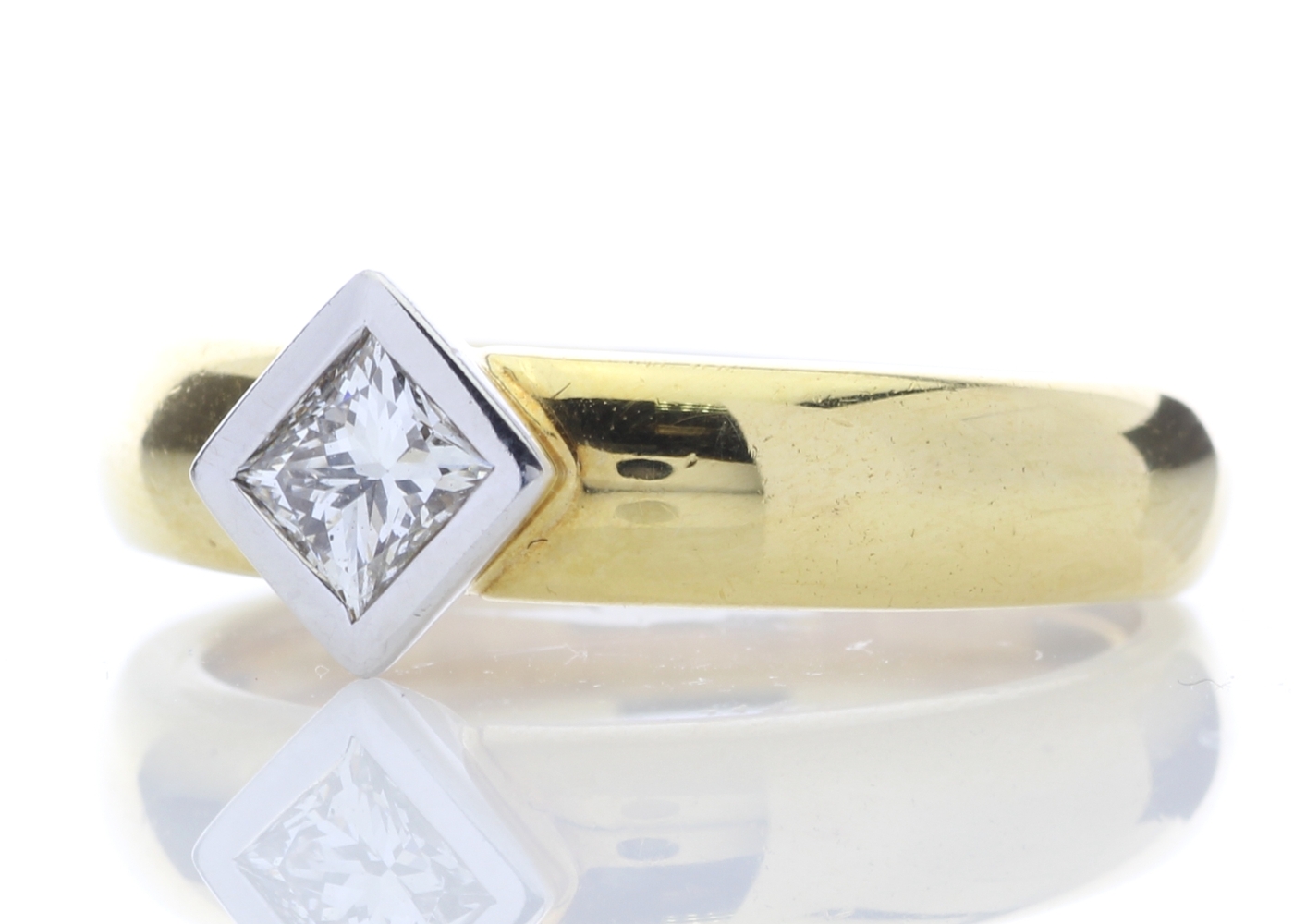 18ct Single Stone Princess Cut Rub Over Set Diamond Ring 0.40 Carats - Image 2 of 4