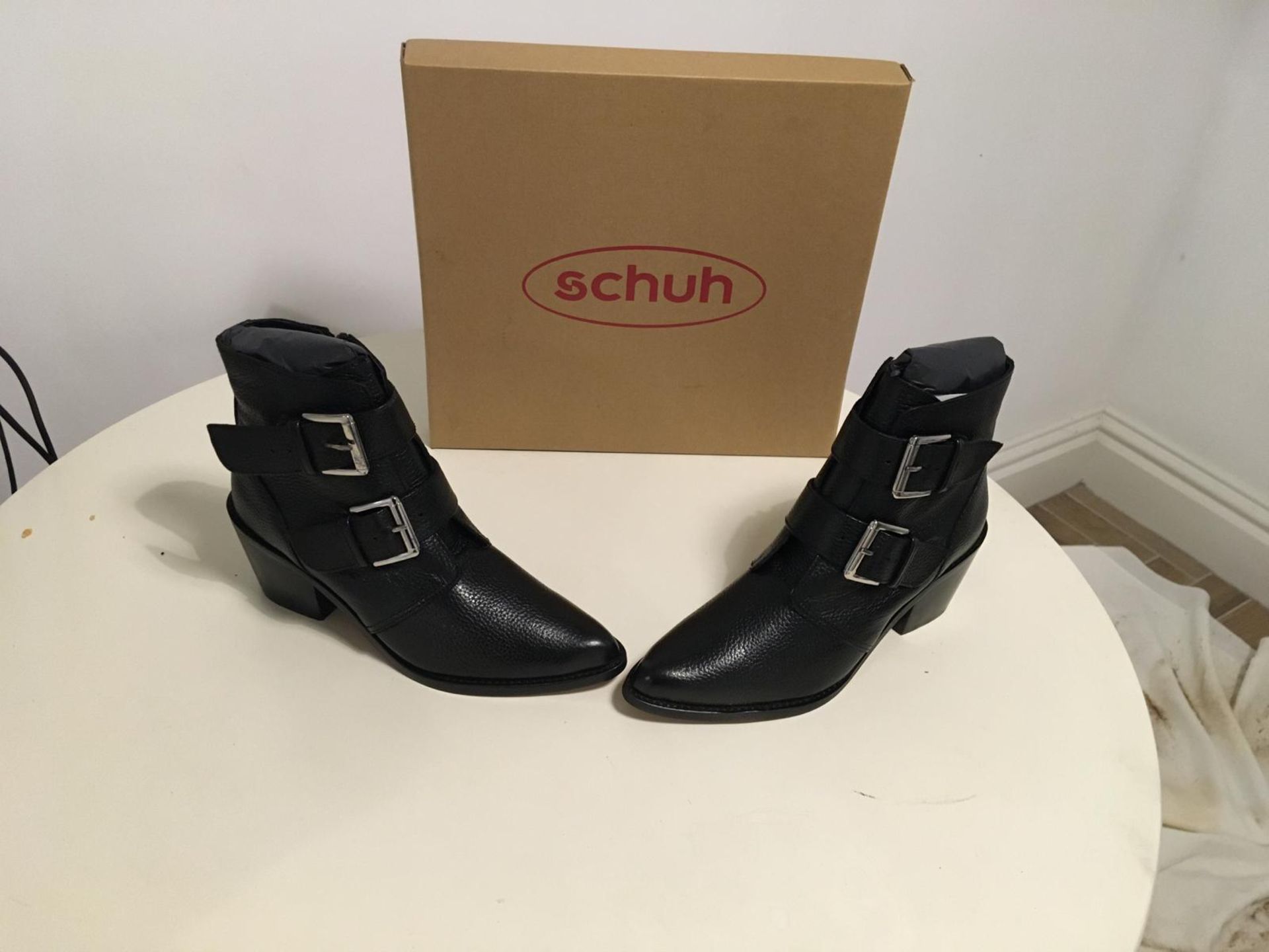 Brand New Schuh Ladies Leather Boots - Cody Model Size EU 39 / UK 6