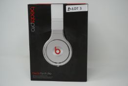 rrp £349.99 beats by dr dre pro headphones over ear - white