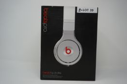 rrp £349.99 beats by dr dre pro headphones over ear - white