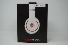 rrp £189.99 beats studio wireless over-ear headphones- white